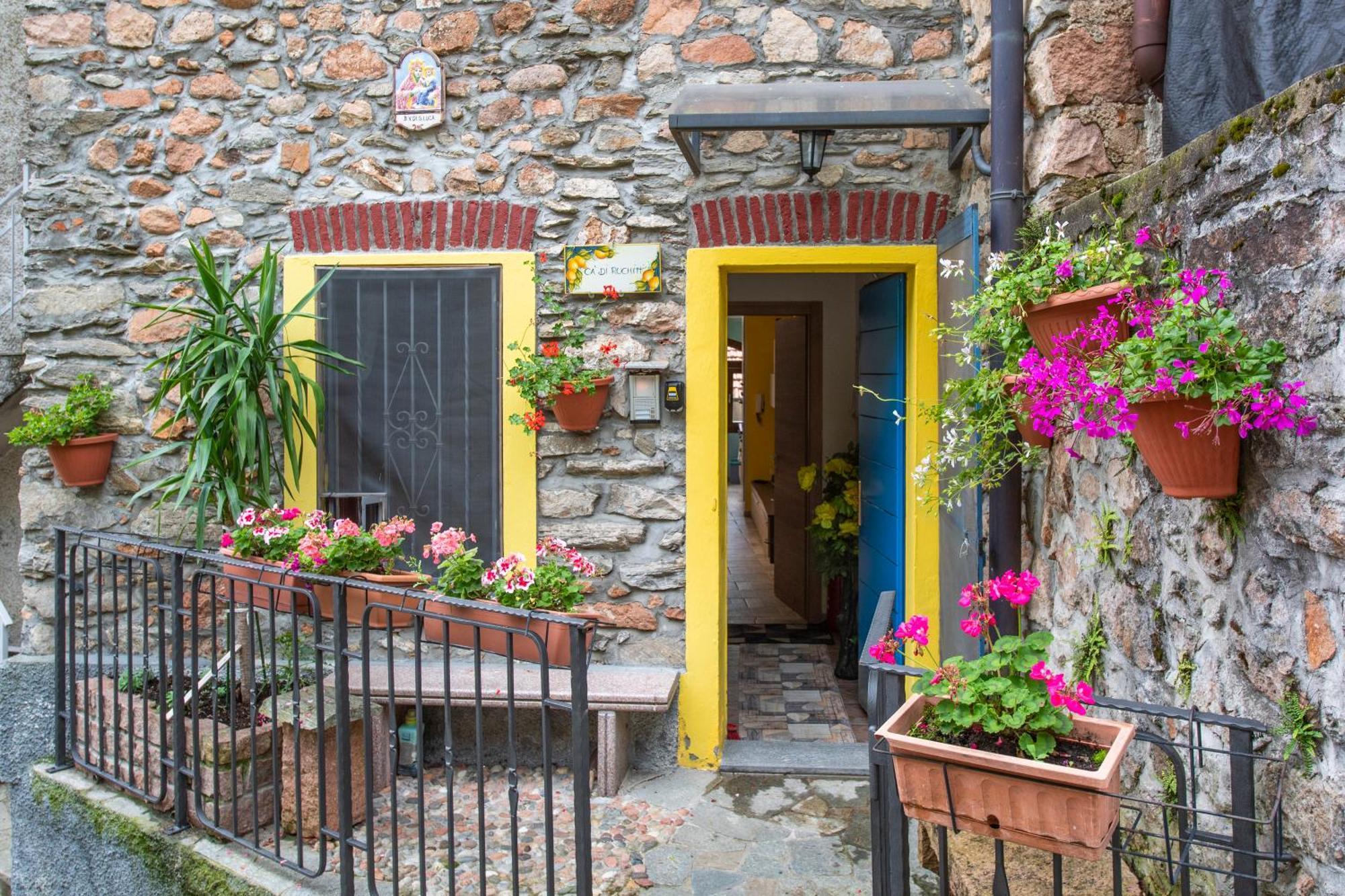 Ferienwohnung Ca' Di Ruchitt Cuasso Al Monte Exterior foto