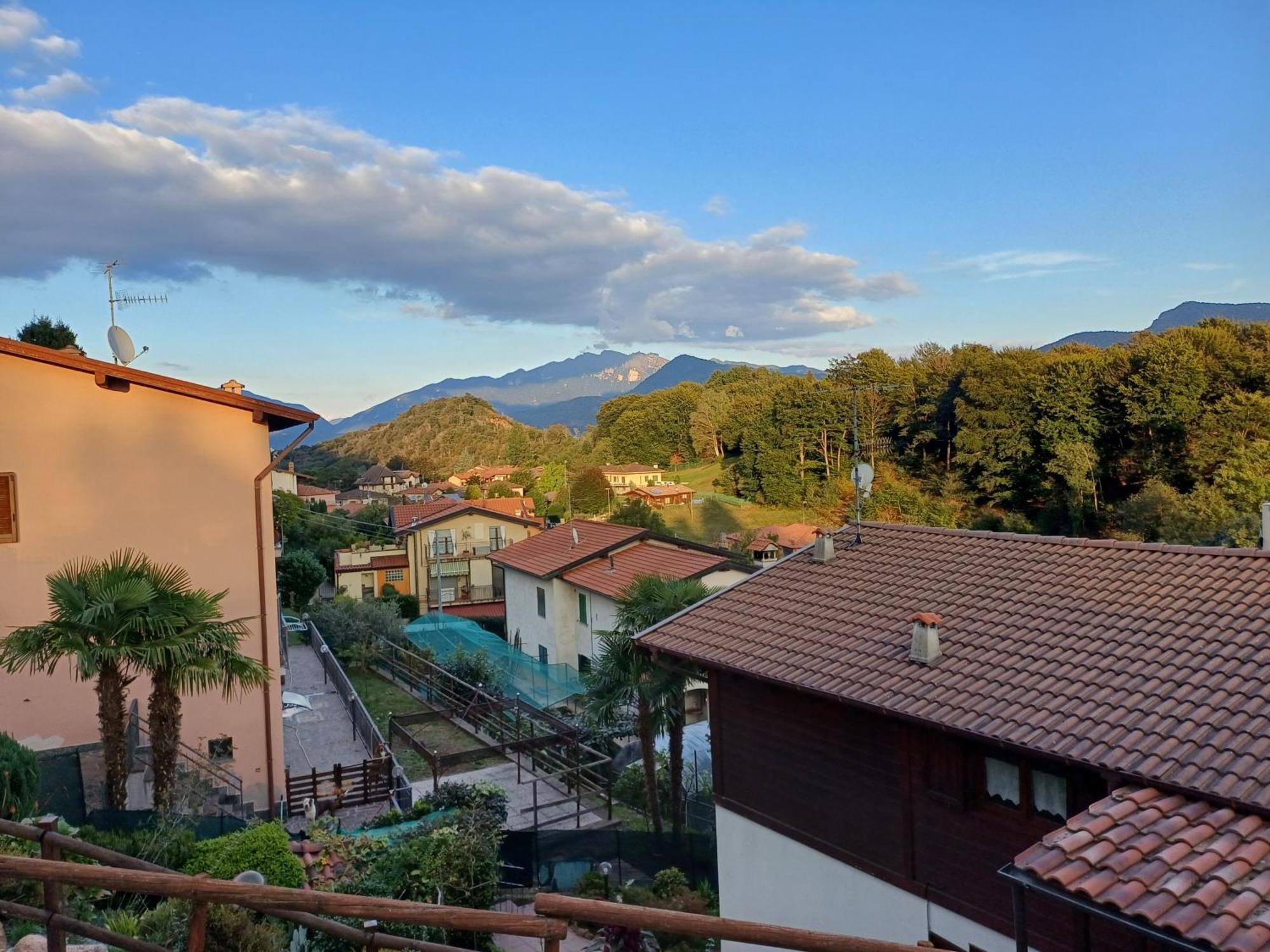 Ferienwohnung Ca' Di Ruchitt Cuasso Al Monte Exterior foto